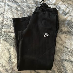 Nike Sweatpants
